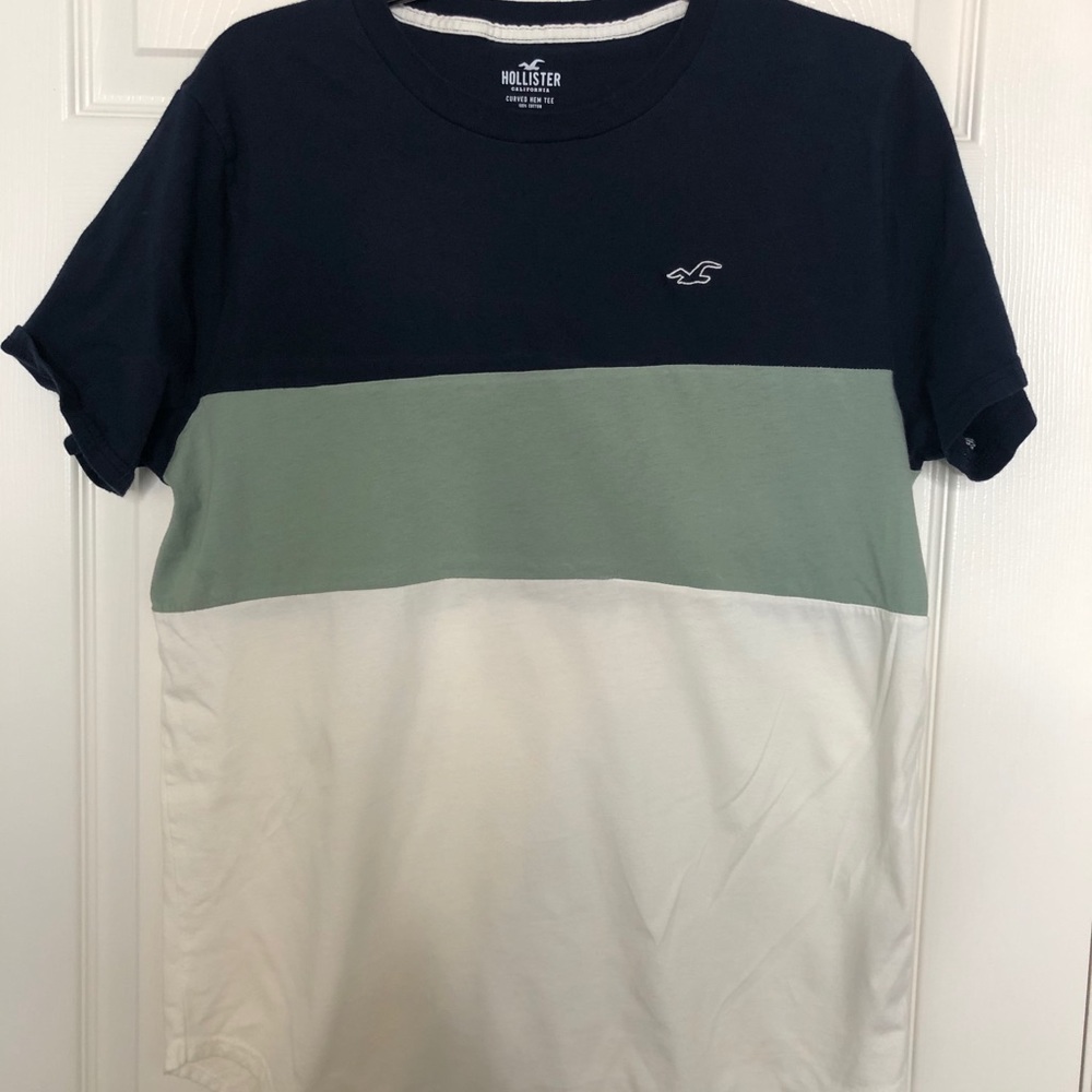 Hollister T-shirt